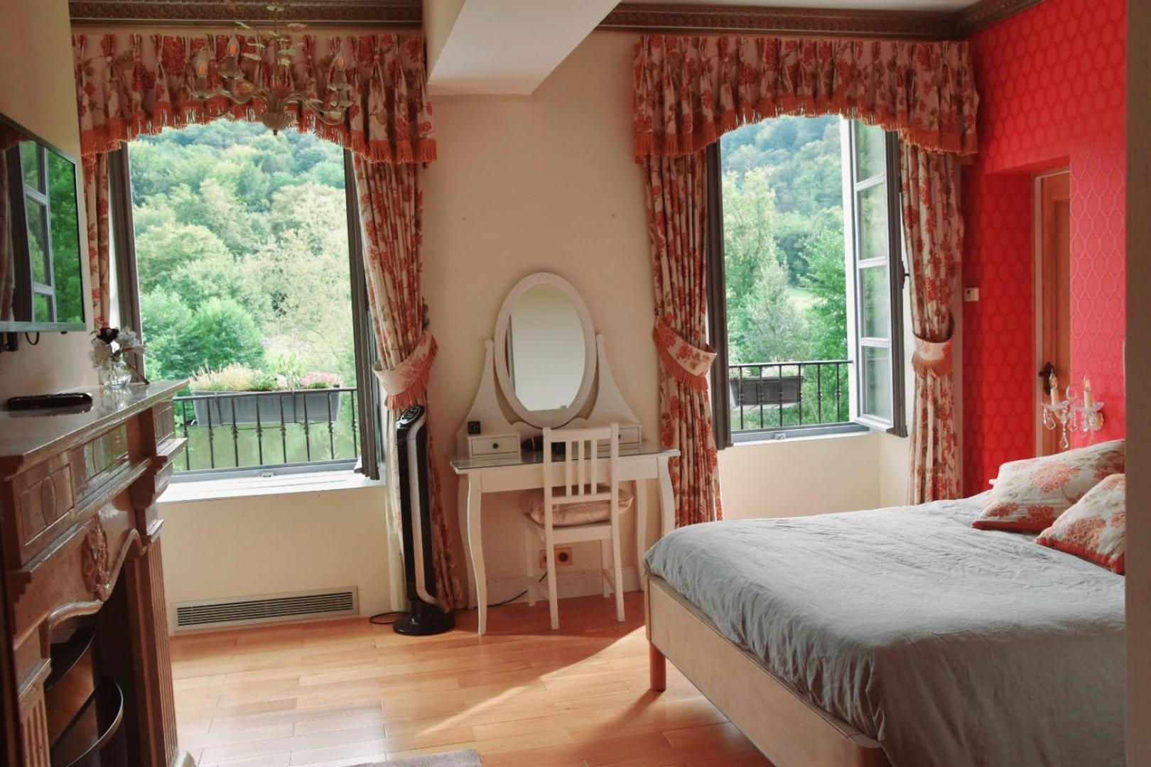 Chateau Roquehort Avec Ev Recharge Point 22Kw Monein Εξωτερικό φωτογραφία